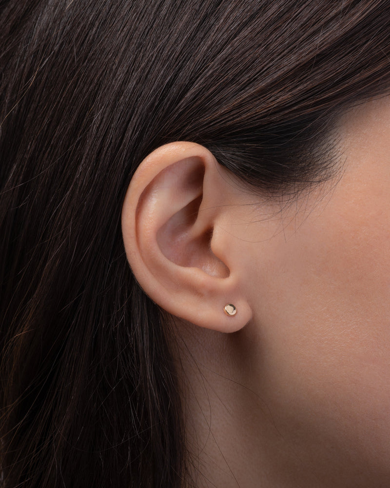 14k Gold Small Disc Stud Earrings
