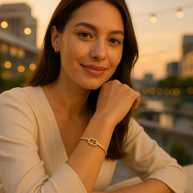 Single Mariner Link Bangle in 14K Yellow Gold (12.00 mm)