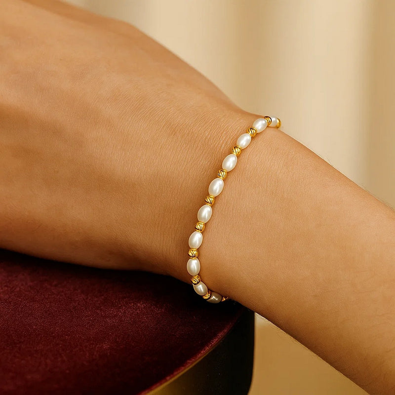 14K Yellow Gold Faceted Bead and Freshwater Pearl Bracelet (3.00 mm)