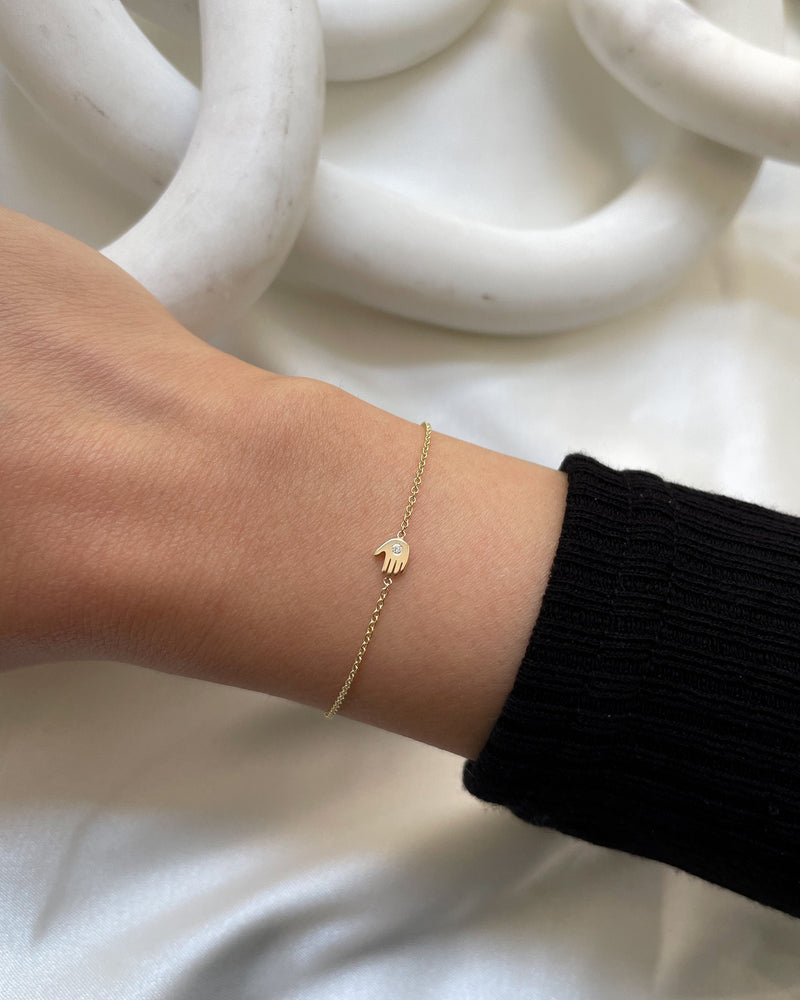 14k Gold Tiny Hamsa Bracelet with Diamond